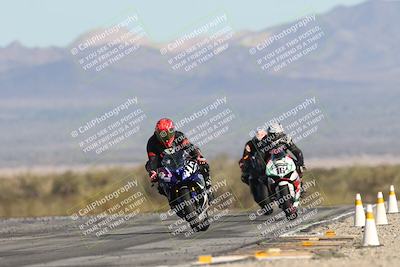 media/Dec-07-2025-CVMA (Sun) [[3e7d2de5dc]]/Race 8-Middleweight Shootout/